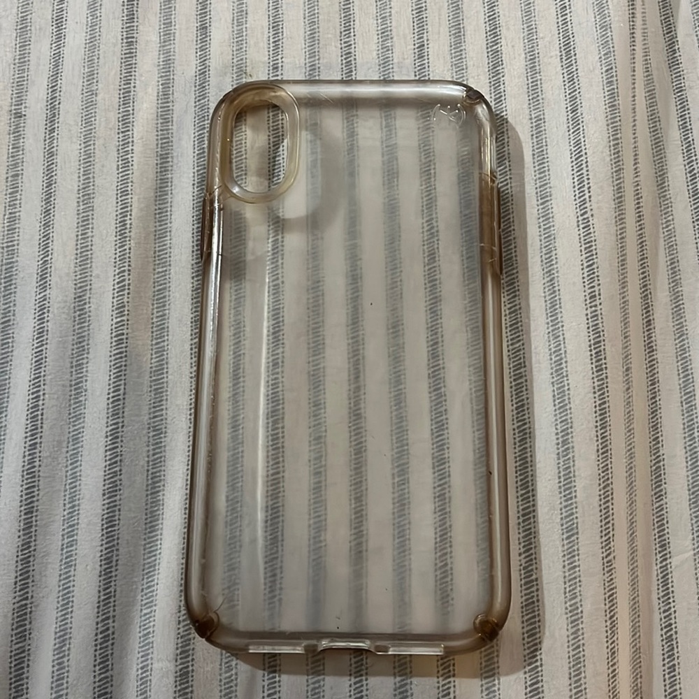 iPhone XR case, used but it’s an amazing case!